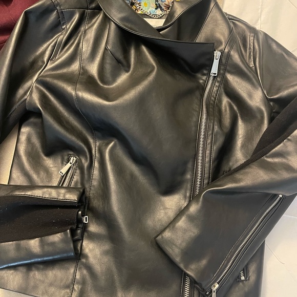 BCBG generation faux leather jacket - Picture 6 of 8